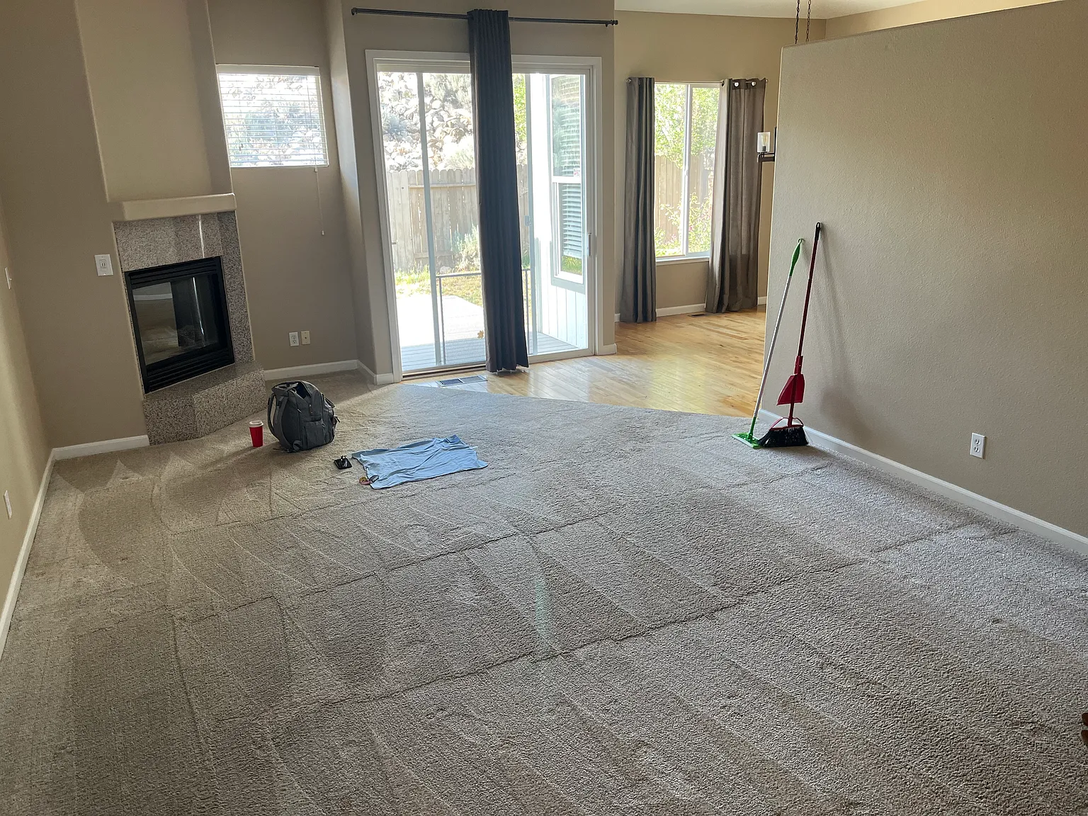 1355 Autumn Hills Dr photo 1