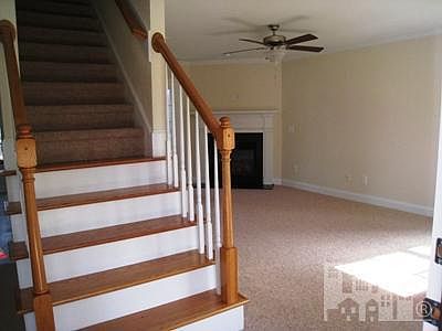 4th image of 1135 NE Hidden Creek Bend