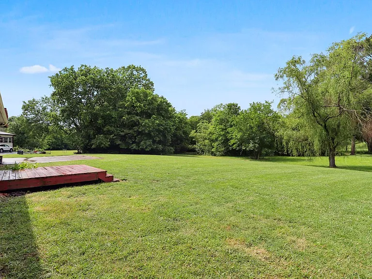8218 Falmouth Ct — Photo 26