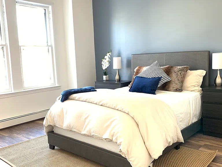 2428 Cambreleng Ave — Photo 13