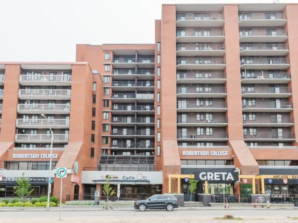 10145 109th St NW #408, Edmonton, AB T5J 3M5