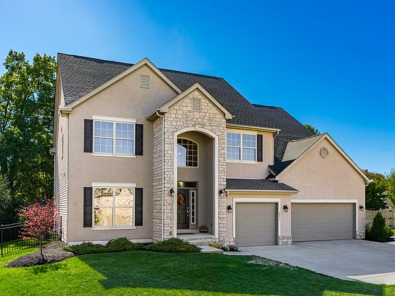 2nd image of 2871 Crosshurst Ct