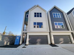 7703 Earl Rudder Way, Houston, TX 77055