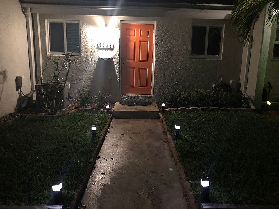 1st image of 3035 NE 13th Ave