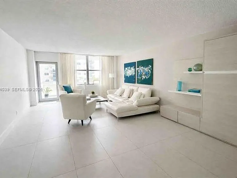 9225 Collins Avenue Cu #505 — Photo 10