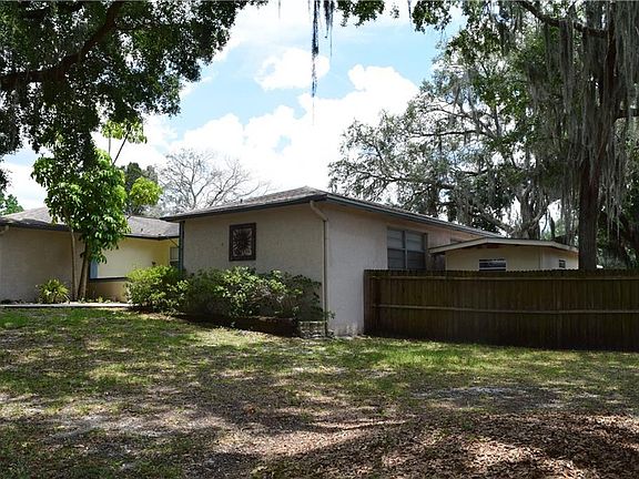 5th image of 1218 Croydonwood Cir