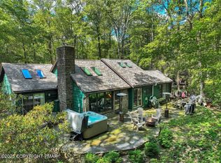 78 Crest Dr, Lake Harmony, PA 18624