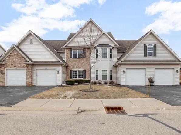 1795 Woodland WAY, Slinger, WI 53086