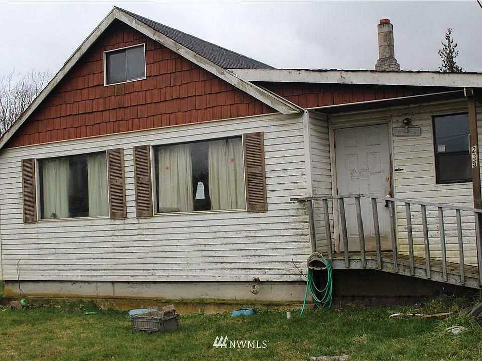 1st image of 2354 E 5th Ave