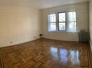 4747 44th St APT 1F, Woodside, NY 11377
