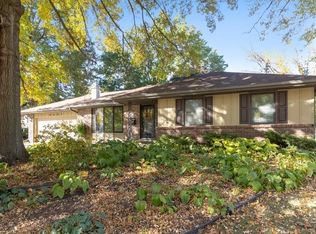 3401 Meadow Ln, West Des Moines, IA 50265