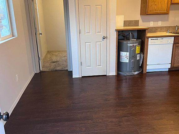 3rd image of 406 E Montgomery Ave #11