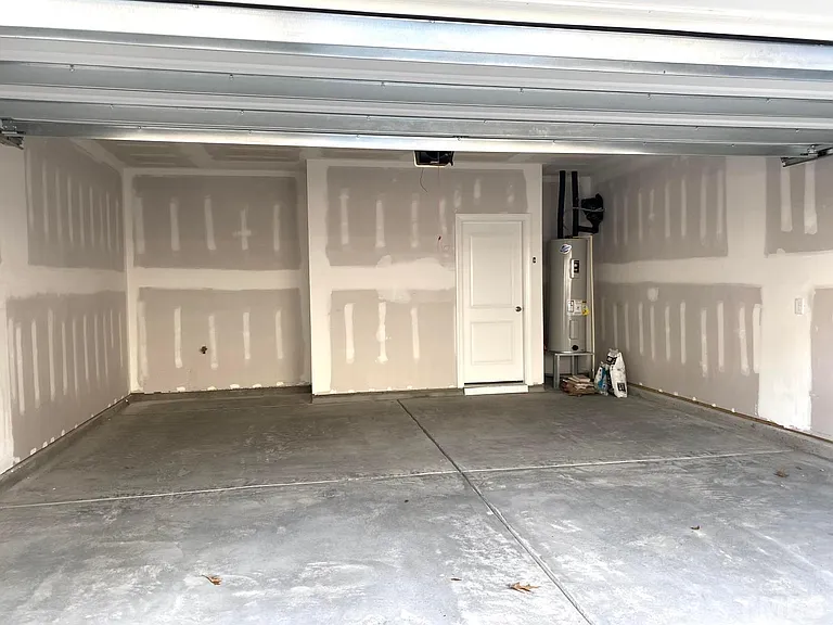 336 Clementine Dr — Photo 10