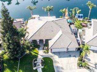8411 Waterfield Dr, Bakersfield, CA 93312