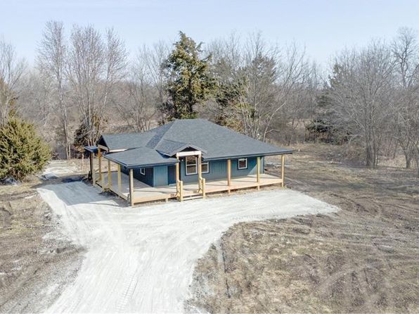 15608 E 267th St, Harrisonville, MO 64701