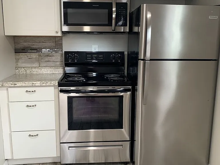 2715 W 42nd Ave — Photo 7