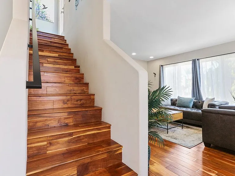 1853 Hornblend St — Photo 3