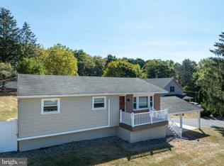 743 Henszey, Lemont, PA 16851