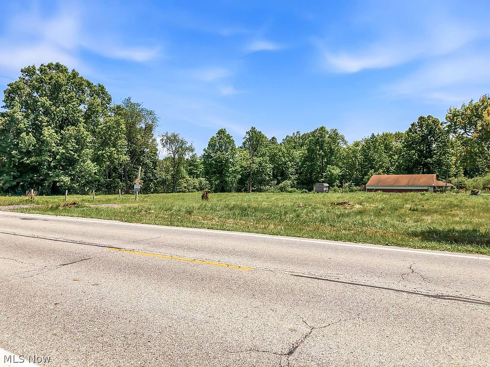 1st image of 795 Coitsville Hubbard Rd