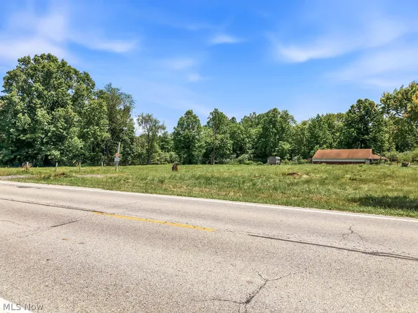 795 Coitsville Hubbard Rd, Youngstown, OH 44505