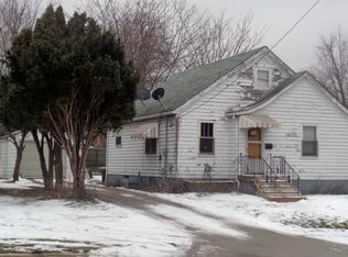 515 W 6th St, Kewanee, IL 61443