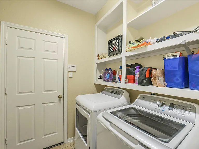 22554 Bristolwood Ct — Photo 44