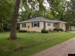 31029 95th St, Blue Earth, MN 56013