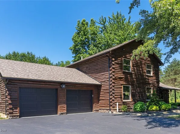 10295 Wagner Rd, North Benton, OH 44449