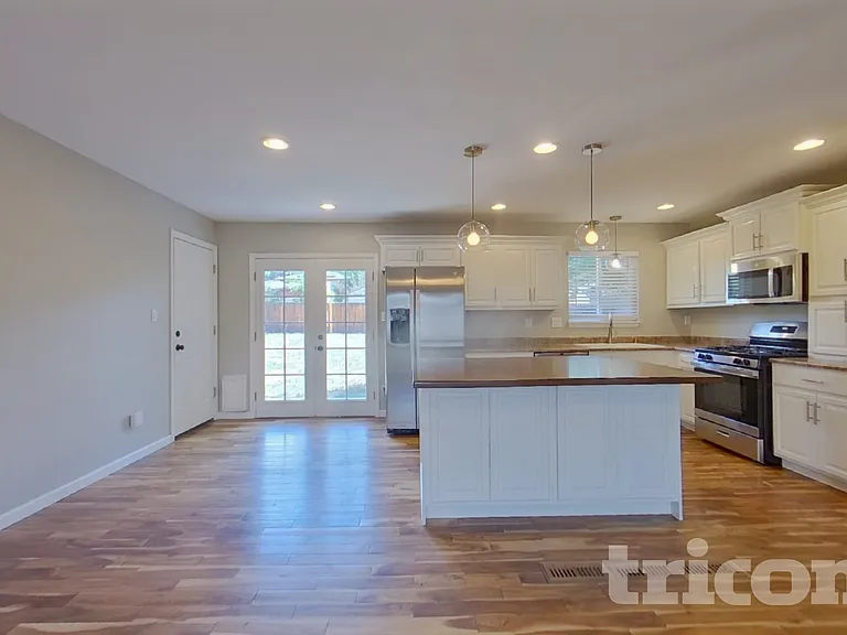 4615 El Camino Dr — Photo 3