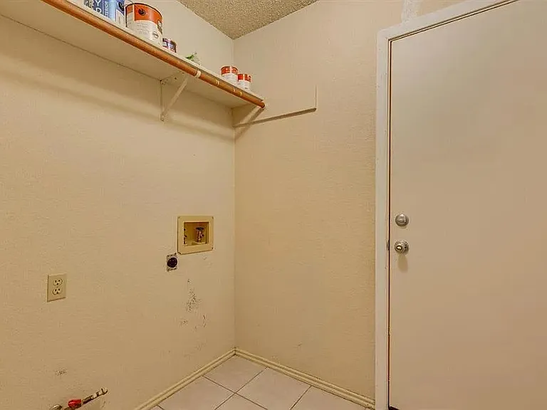 2321 Shadyoaks Ln — Photo 18