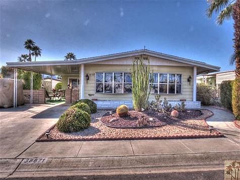 Home offers nice landscaping