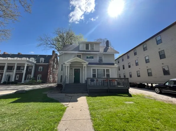 908 S Lincoln Ave, Urbana, IL 61801