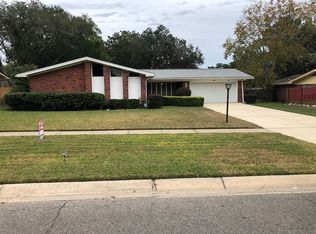 664 Fairway Ave, Fort Walton Beach, FL 32547