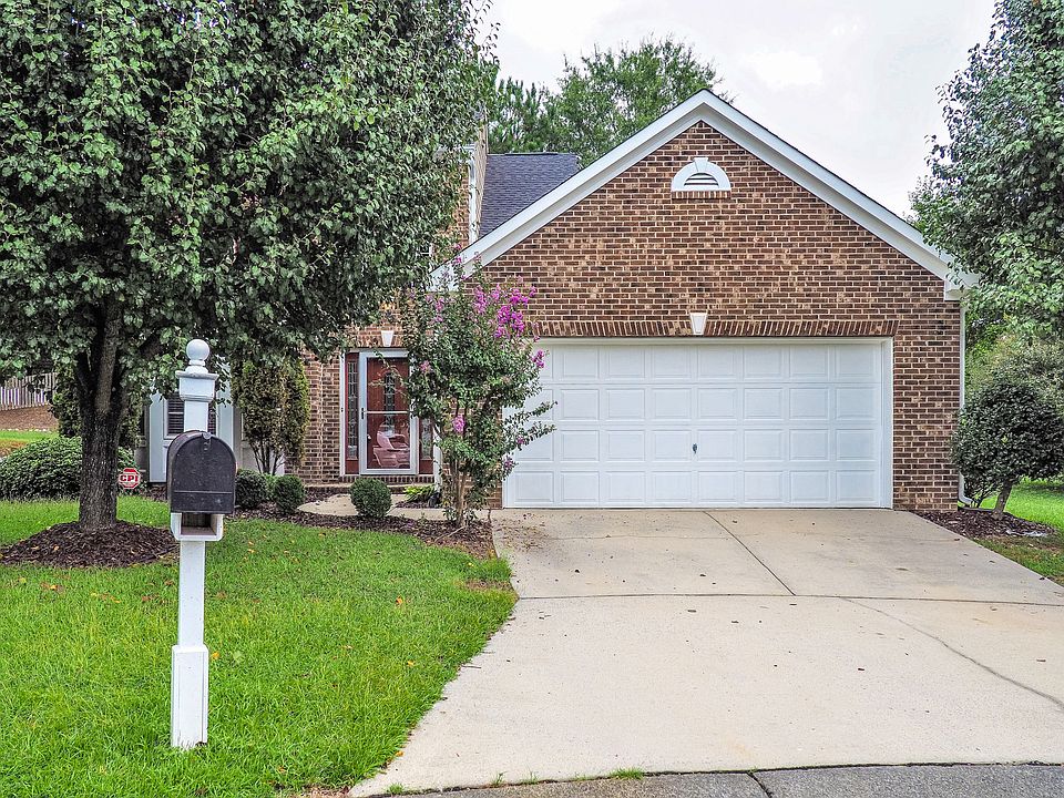 1st image of 217 Kindlewood Dr