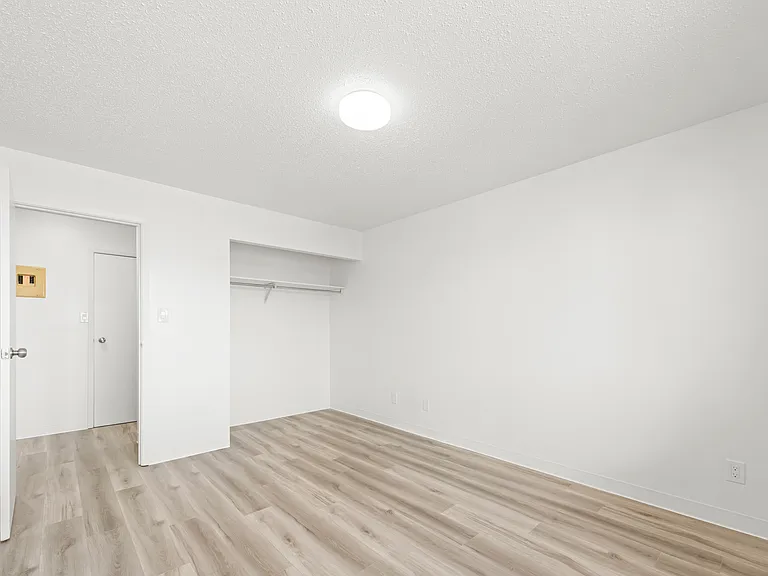 10825 113th St NW — Photo 9