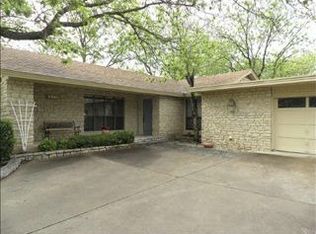 6103 N Waverly Ct, Granbury, TX 76049