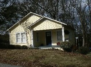1855 Grove Ave, East Pt, GA 30344