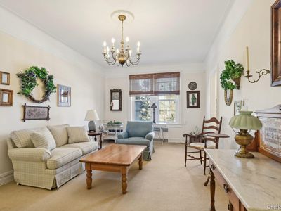 12 Hamilton Place #B5, Garden City, NY, 11530
