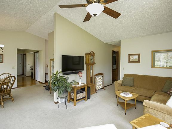 11598 8th st-105