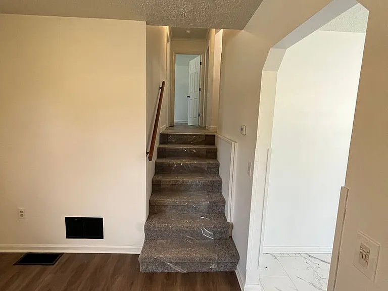 720 Water St — Photo 11