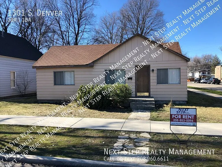 1301 S Denver Ave — Photo 1