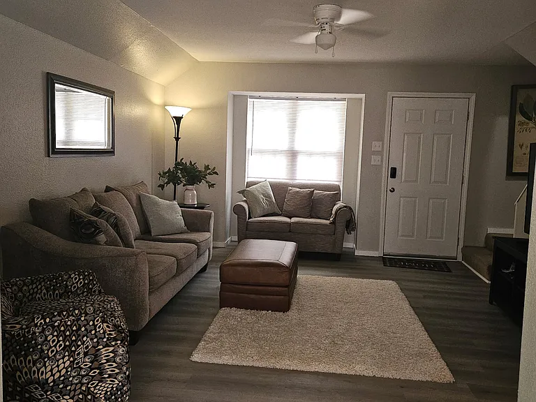 1300 Remington Way — Photo 2
