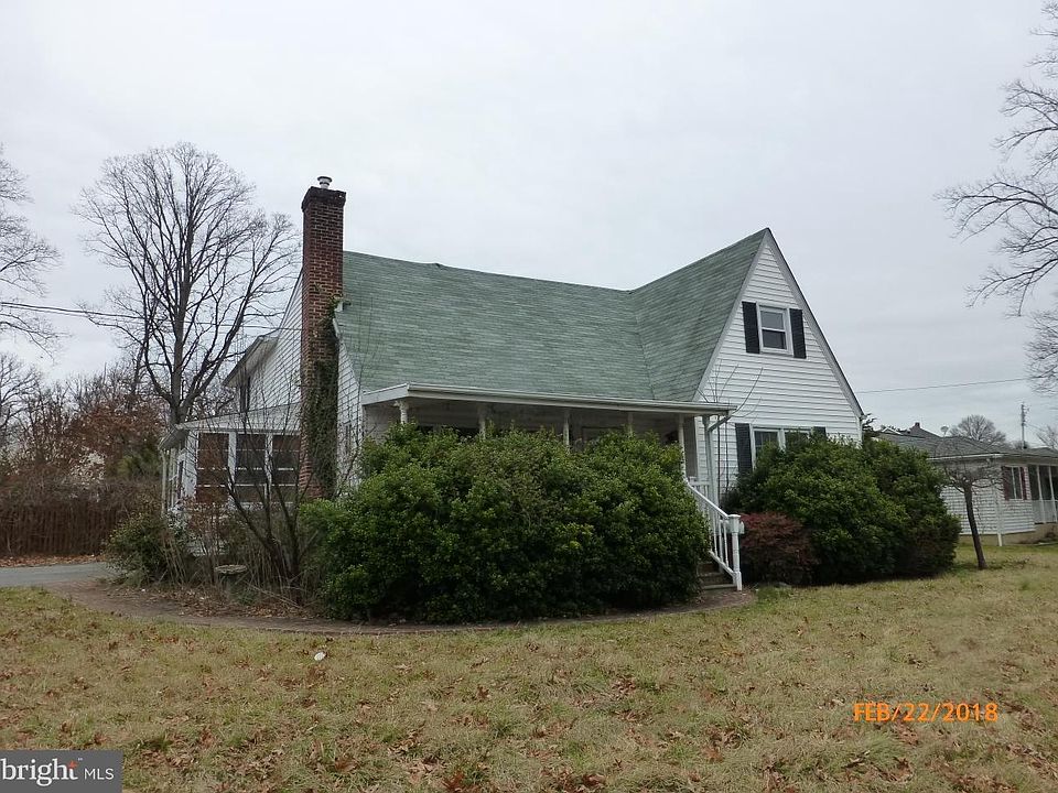 1st image of 112 Oak Ave