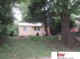 3614 N 52nd St, Omaha, NE 68104