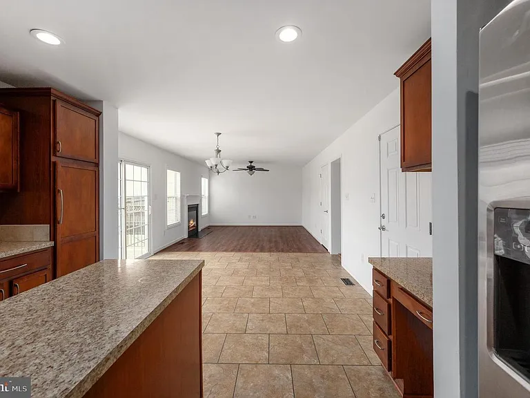 259 Olympic Dr — Photo 15
