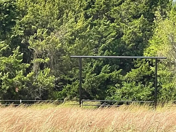 334 Greanead Rd, Forestburg, TX 76239