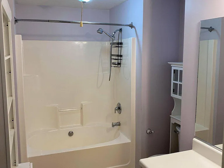 514 Goodale Ct — Photo 7