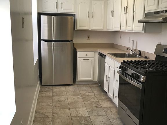 3rd image of 518 S Ann St APT E