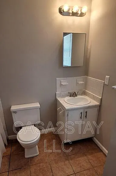 670 Knox Blvd #28 — Photo 8