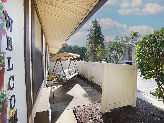 5th image of 3122 Birchway Dr